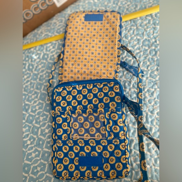 Vera Bradley crossbody Yellow and blue colors - Picture 6 of 6